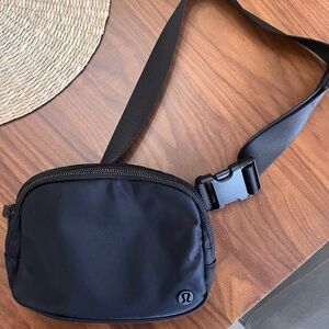 Lululemon belt bag